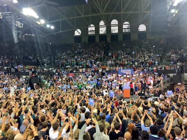 Bernie Sanders in Seattle last night, speaking before 12,000 people in the hall with another 3,000 outside listening
